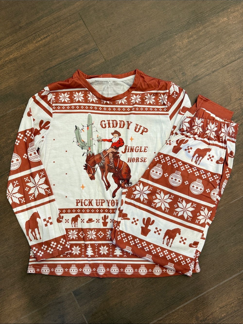 Women’s Western 'Giddy Up' Holiday Pajama Set